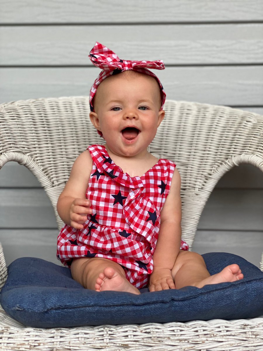 alliebrooke33's tweet photo. Just showing off how cute my nieces are 😍❤️ these babies have my heart https://t.co/DQHcZOoubl