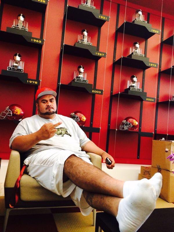 UnkoJD's tweet photo. Everybody help me wish my big bro a Happy Bday!! GOD BLESS YOU WITH MANY MORE YEARS TO COME! #CoachTee #USCSpiritualCoach #RecruitingCoordinator #TuffGongTee #CaliforniaALLSTAR https://t.co/521PqgbAGH