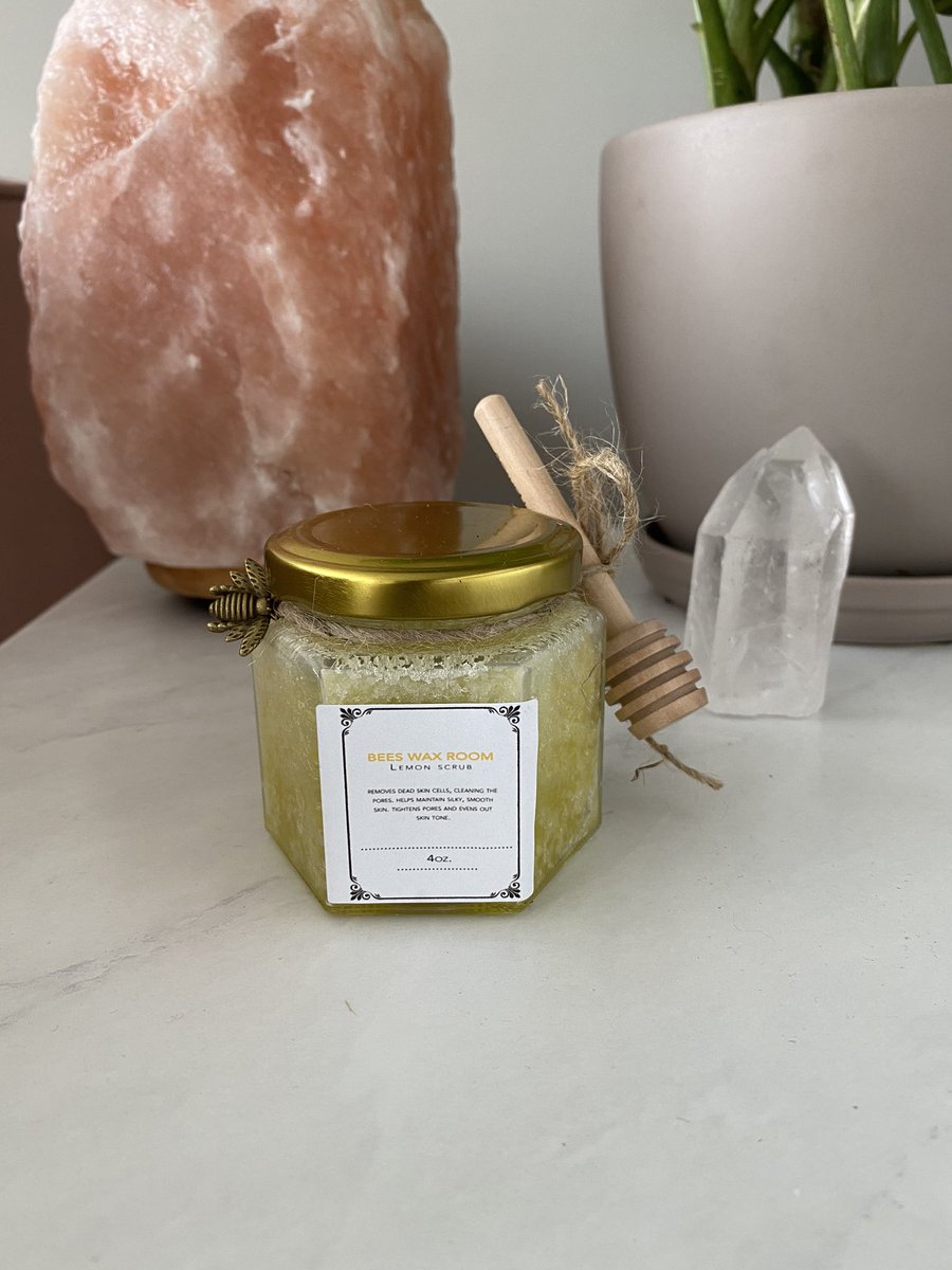 BeesWaxroom's tweet photo. Beeswaxroom Lemon Scrub ππ
Benefits
- exfoliates skin
- treats breakouts and acne
- removes dead skin cells
- clean pores
- lightens and evens out skin tone
π
π
π
#beeswaxroom #waxpro #fullbodywaxing #bikiniwax #brazilianwax #underarmwax #vajacial #BlackOwnedBusiness https://t.co/4Nkm3lnz8y