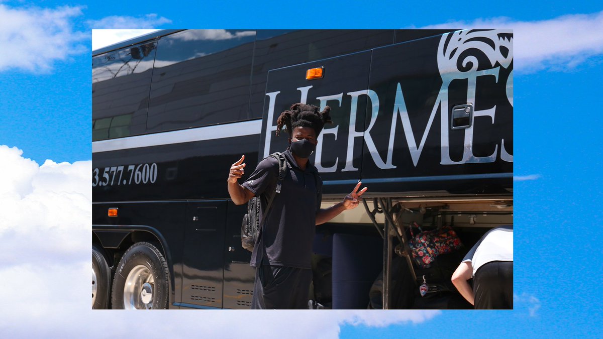 ColoradoRapids's tweet photo. It's go time ✈️

#MLSisBack | @ridehermes https://t.co/2b3zsjV1j6