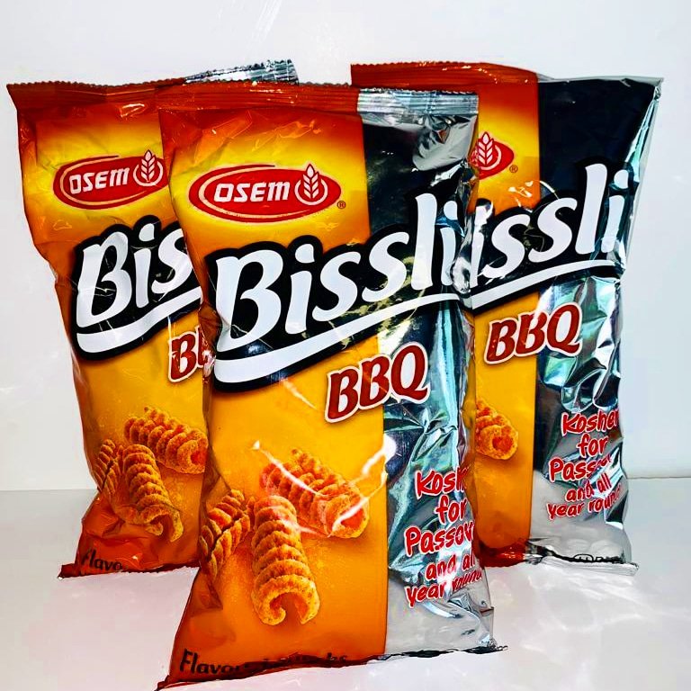 Maccabeesdeli's tweet photo. Craving snacks? Try Bissli! Featured flavor is bbq.
other flavors are, Onion, Falafel, Smokey, Pizza And remix.
Try them all #onlyatmaccabeeskosherdeli
#koshersnacks #bissli #yum  #kosheriniowa #Israel #delish
#kosherdeli #Iowafood #snacks #uniqe #gottatryit #food https://t.co/2buxGcXS1x