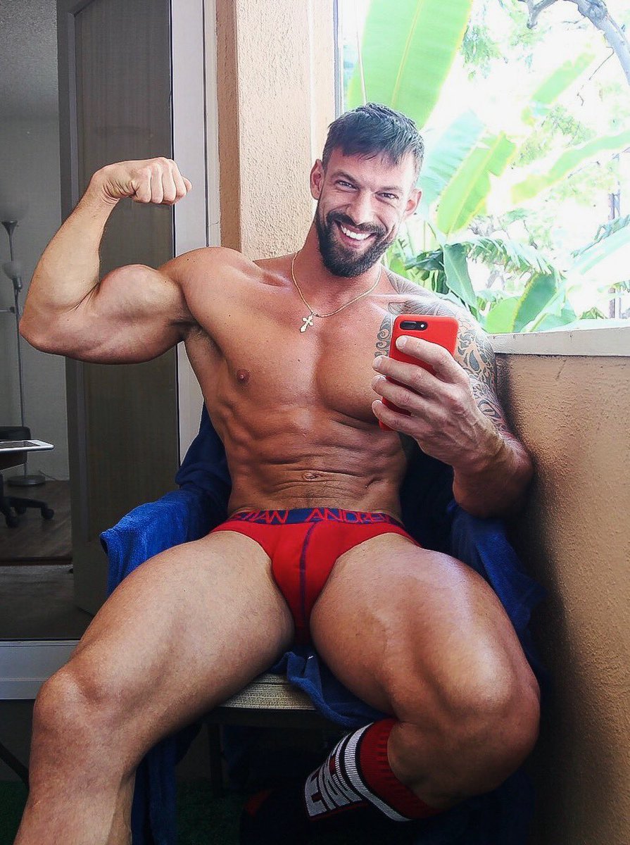 Musclehunks2021 on Twitter: "Awesome!🔥🔥…