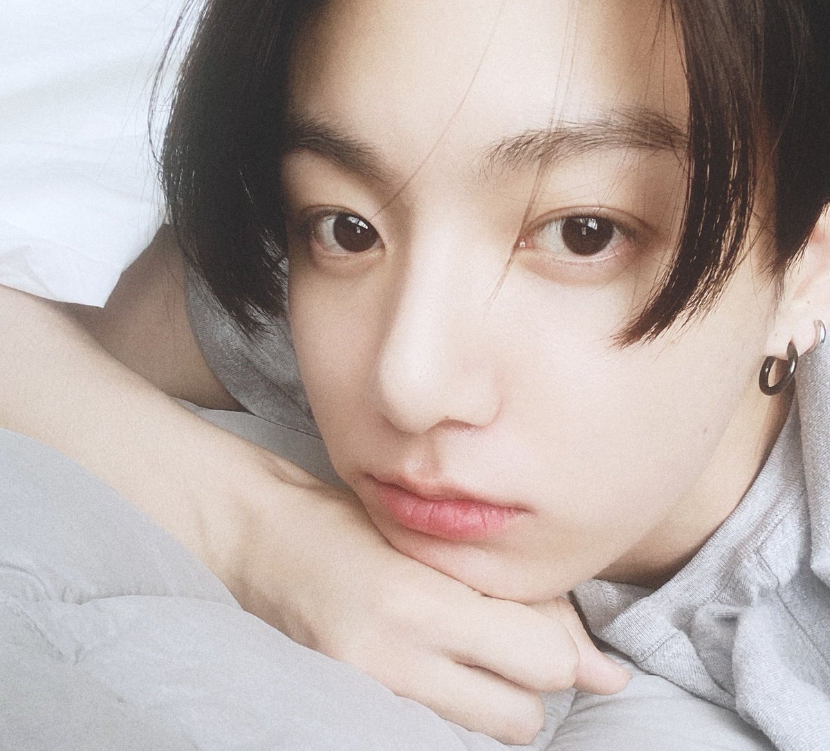 jungkook weverse selcas appreciation tweet