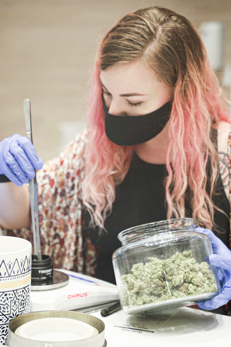theorywellness's tweet photo. Happy 3rd anniversary to the Bridgewater Team for a continued run of excellence serving patients.
Drop a heart below for this team!
.
.
.
.
#TheoryWellness #MassMMJ #MassMMP #Bridgewater #ThreeYears #Grassachusetts https://t.co/y5yhJEWBIy