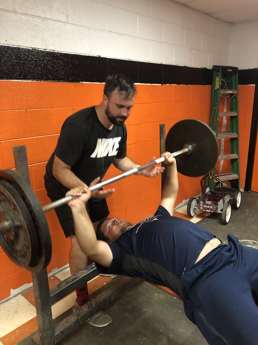 LMSOWLFOOTBALL's tweet photo. Inside look at what our coaches do after practice. 👀 #Something2Pr0ve #ThisIsLafolletteFootball #OurCoachesAreBetterThanYours https://t.co/5OVWpHpEpL
