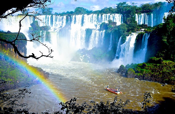 公式 双日株式会社 年双日グループカレンダー写真 当社は世界中のグループ社員が撮影した写真でカレンダーを制作しています 7月の写真はこちら イグアスの滝に虹がかかる瞬間をとらえた一枚です 撮影場所 イグアス アルゼンチン