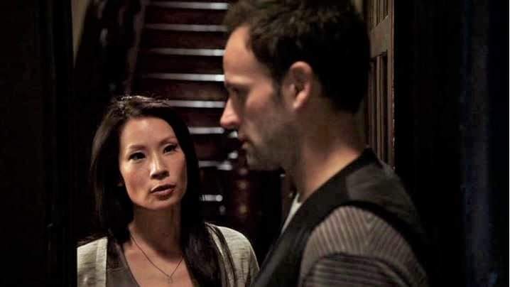 myqueenlucyliu's tweet photo. One of my favorite scenes in @Elementary_CBS
when #JoanWatson introduced #SherlockHolmes to Alfredo. You could feel Watson's genuine concern for Sherlock and Sherlock knew that and he was starting to understand what trust is all about. #Joanlock #bestfriendship #Elementary 😥 https://t.co/QX7LJHhB6G
