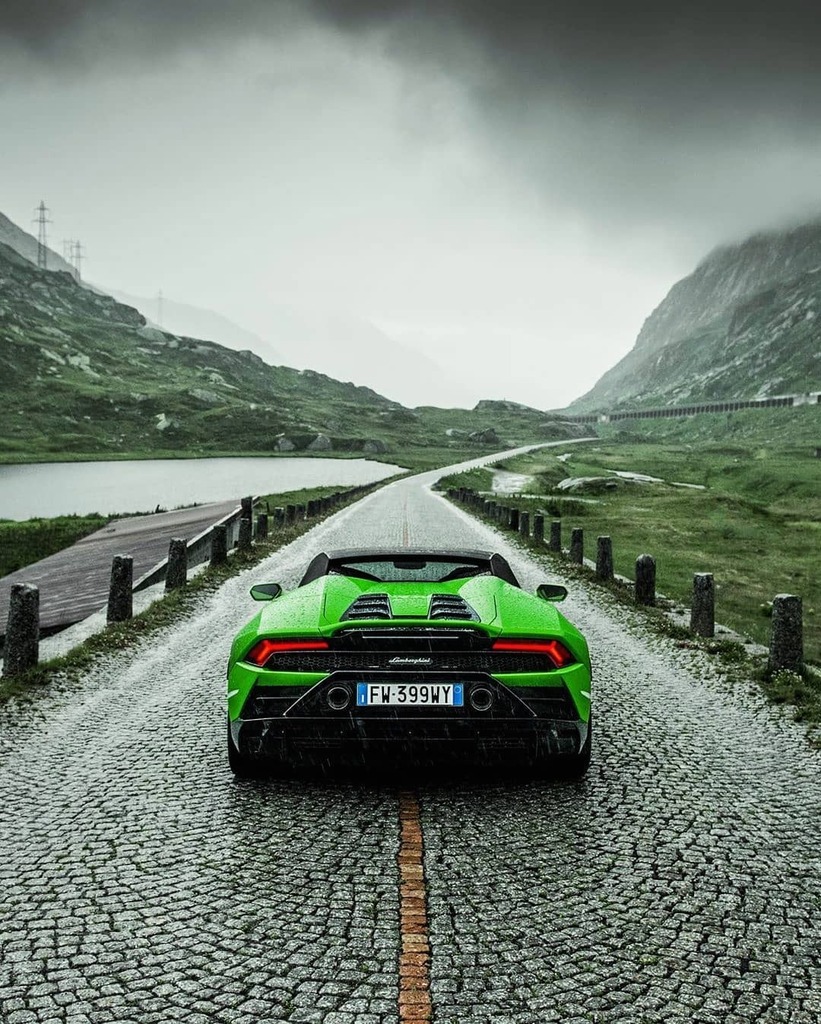 oglamborghini's tweet photo. What favorite roads would you drive this Huracan EVO Spyder on? Comment below 👇
📷 @denniswierenga @lamborghini #lamborghini #lambogram #lamborghiniclubamerica #LCA #lamborghinipassion #lamborghinimoment #lambo #lambolife #lamboclub #lambosonly #lam… https://t.co/hLlBXai0cs https://t.co/pagHVSgmPY