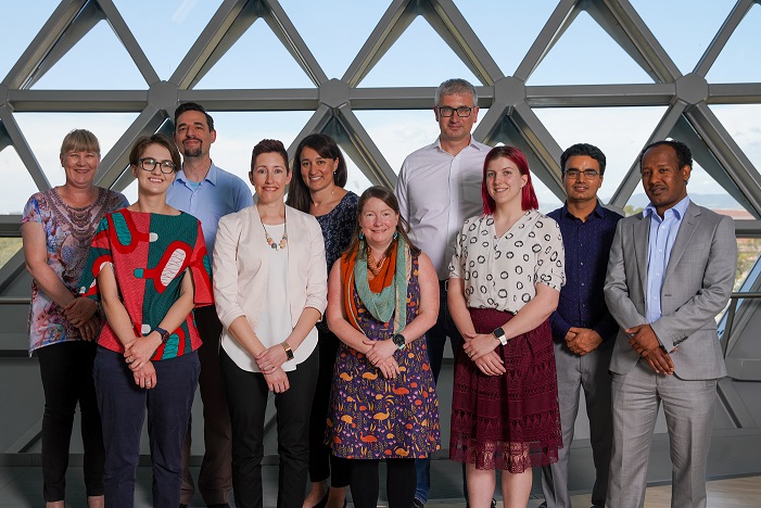 ROSA_Project's tweet photo. We are looking for a Statistician to join the ROSA Research Team @sahmriAU! This position will support the dementia/cognitive decline research focus of @ROSA_Project + @ADNet_Australia. https://t.co/ySgIUWGhpW Applications close: 07/08/2020. Find more details in the job listing. https://t.co/Hb7coXlNVR