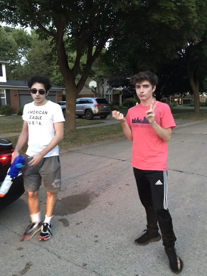 THSWaterWars20's tweet photo. ian watson of wet mocha got out tyler manev of jugs n drugs https://t.co/sviwYNeXQ5