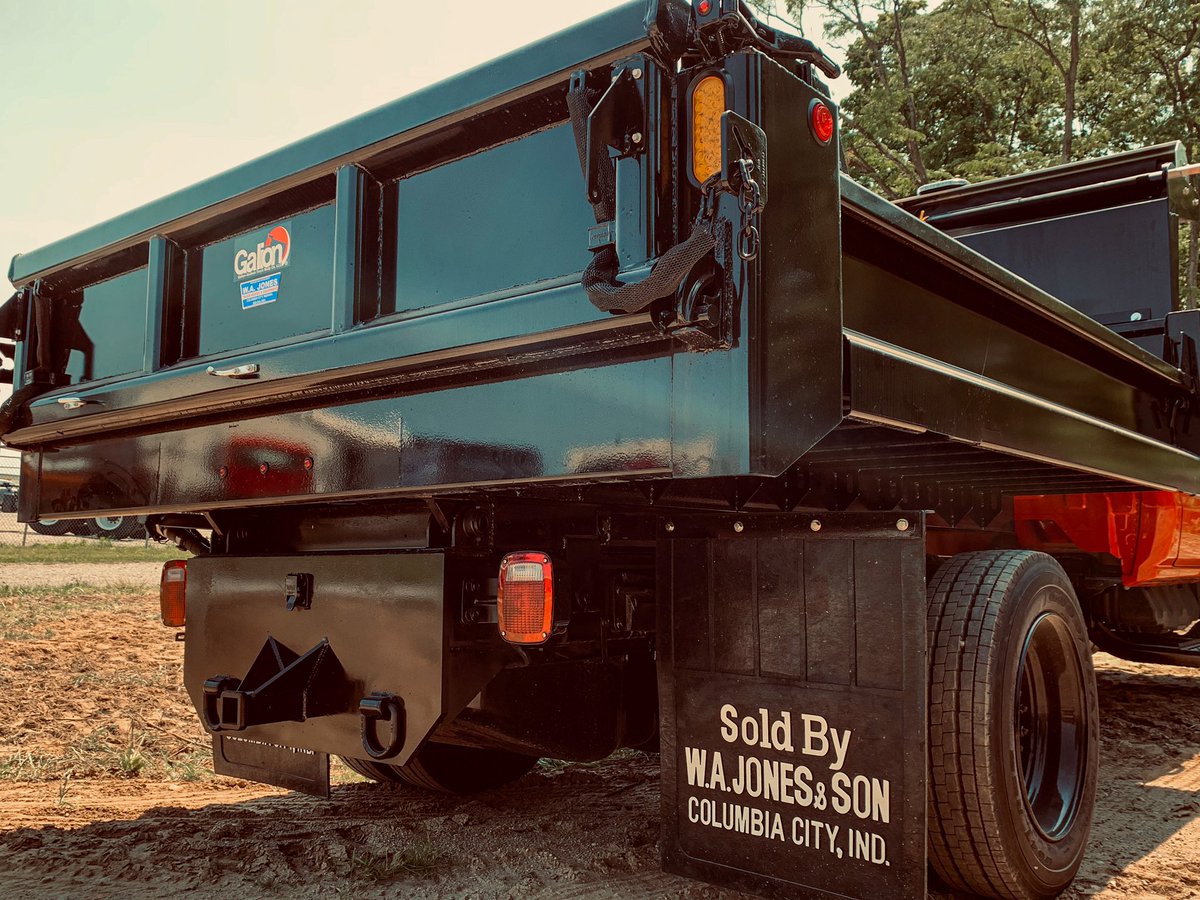 jeremiahjcase's tweet photo. Don’t let #Monday get you down in the #dumps Let our team @ W.A. Jones help you with all of your truck equipment needs.  #since1880 https://t.co/YwIQhG0Bv1