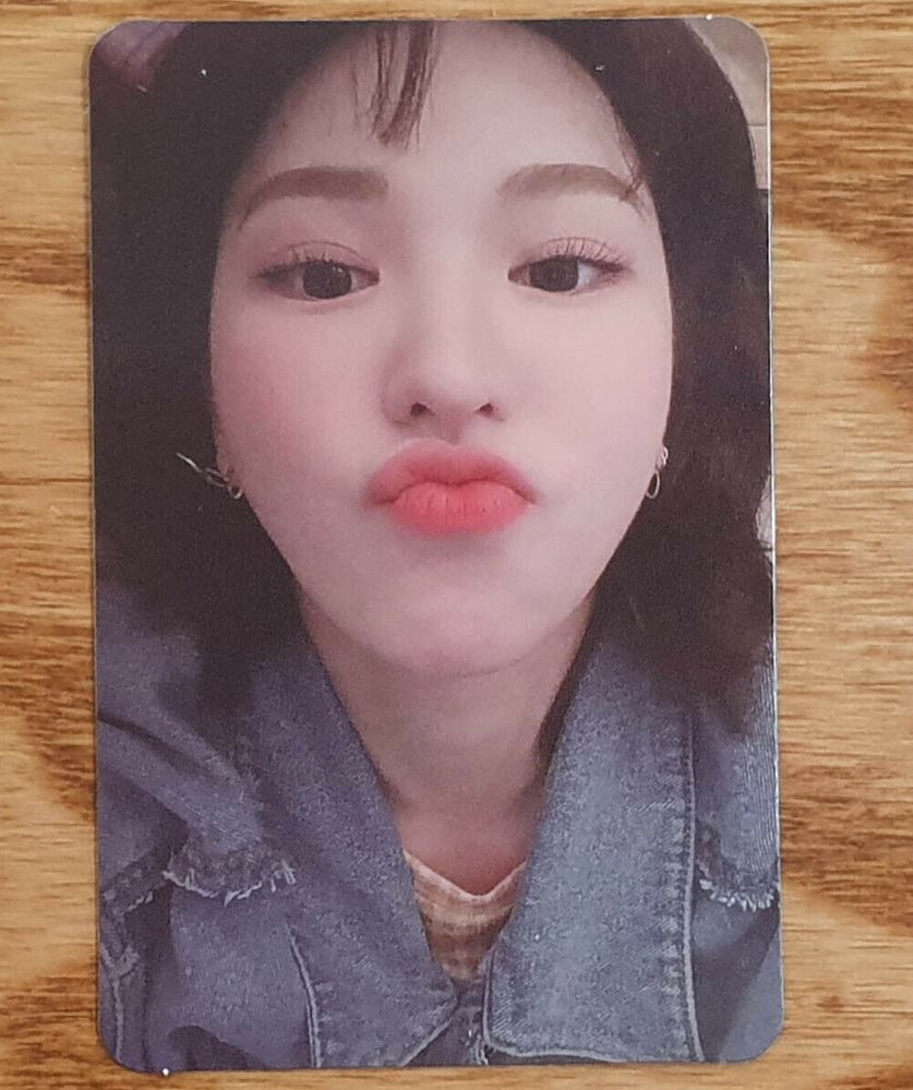 wannxsonn's tweet photo. WenSeul soulmates 💙💛 https://t.co/VsCaGoe9F4
