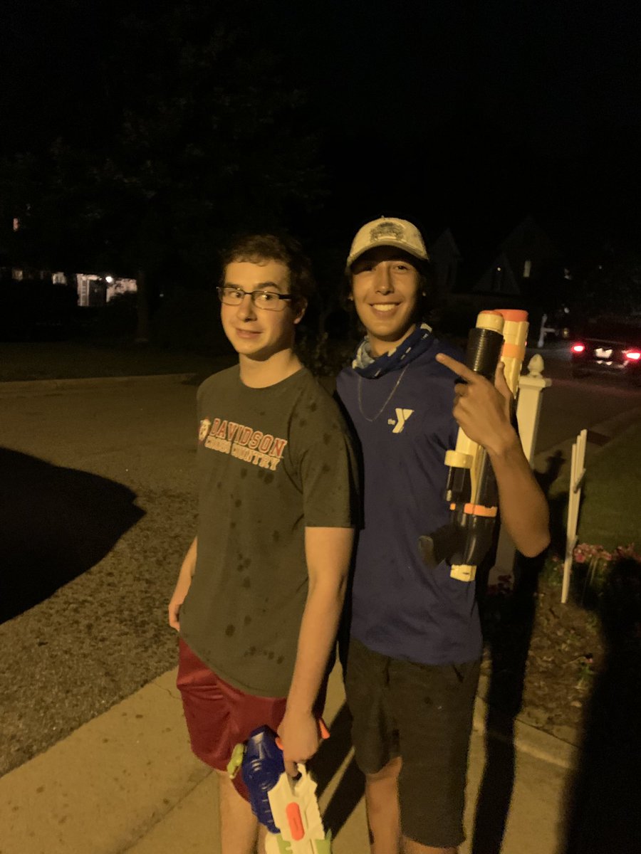WetNWild2020's tweet photo. Tanner Lee gets Cole Vulpis from @SouthWaterVibe during a battle in abbington @afhswaterwars Kill Count=5 https://t.co/qKvMeSz1zr