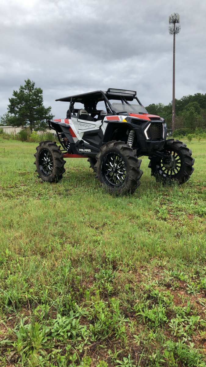 Shitty day calls for blowing money on the rzr 42s and 24s 🤤🥵