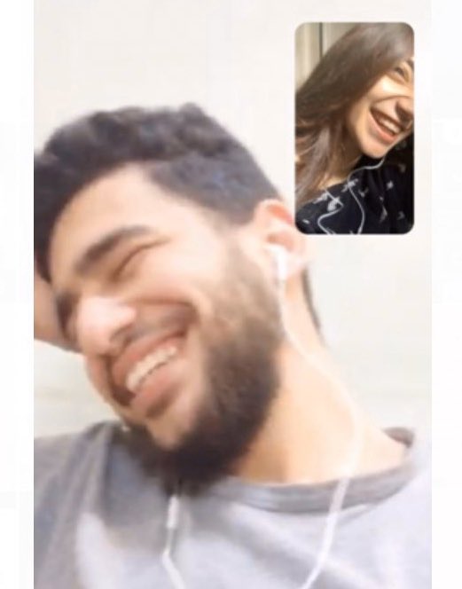 maria35414729's tweet photo. هذا صديقي ، اعرفةُ منذ خمسينَ شِدّة و عشرين أزمة ❤️✨ .
صديق جيّد فِ عالم سئ، يُشبهنى فِ مَلامحي، يتحمل مزّاجى المُتقلب ويُضحكنّى فِ أسوء حالاتى. صديقي  قادِر ��لى جعل المسافات تتلاشى بطريقته المُعتادة❤️ أشعُر بالسعادة دائماً وأنا معه. @fady_zaky11 https://t.co/Lsf5IEjhpm