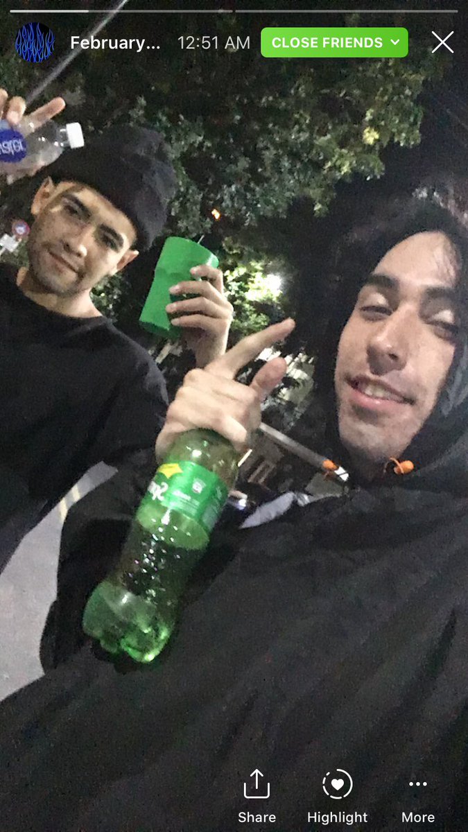 vomitobi's tweet photo. nooooo guachooo https://t.co/gplQdBj5Fp