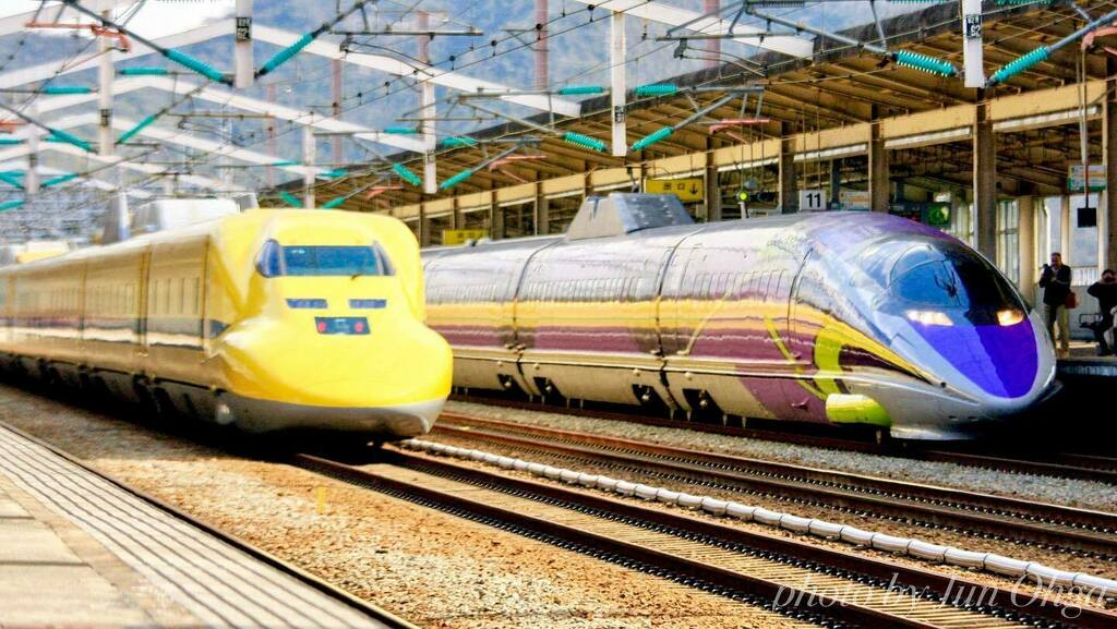 junohga's tweet photo. 500系EVA塗装とドクターイエロー
2016年2月6日撮影
#throwbackspotting #exciting_vehicles #過去PIC #鉄道写真 #鉄道のある風景 #ファインダー越しの私の世界 #世界はこう見える #be_one_transport #my_eos_photo #type500 #type500eva #最強の新幹線 #ドクターイエロー https://t.co/tqfYV9DxqK https://t.co/UpsA4gVTlU