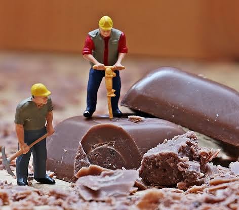 Sams_Popcorn's tweet photo. Happy world chocolate day. Today is the day for a guilt free chocolate treat. After all I'm all for celebrating important days!
.
#entrepreneurlife #entrepreneur #kidpreneur #samspopcorn #southaustralia #makesagreat  #sagreat #popcorn #smallbusiness #business #WorldChocolateDay https://t.co/NvaRX8eXrs
