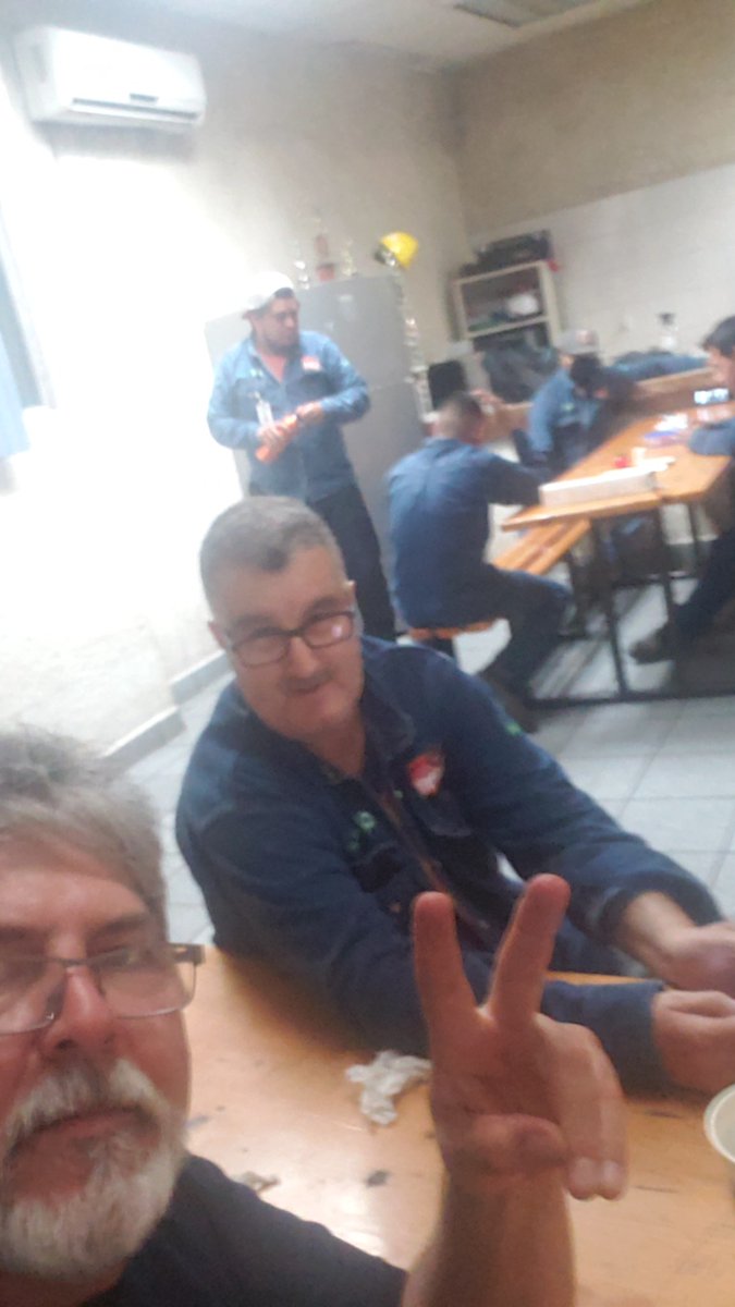 Basilio2804's tweet photo. Unidos somos más fuertes 💪 
#sumate
#RegresenLa69 
#NoMasCjubila 
#PorLa69Ymas 
@lopezobrador_ 
@ManuelBartlett 
@rocionahle 
@fernandeznorona 
@LuisaAlcalde 
@olgajulianaeg 
@CFEmx 
@SUTERM_NACIONAL https://t.co/59aYdYQ13L