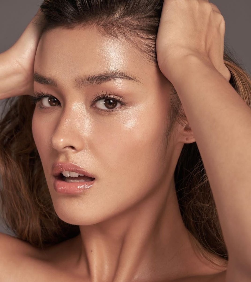 bamsuenie's tweet photo. The holy trinity of superior Liza Soberano HD close-up photos. https://t.co/hjdgVcebZA