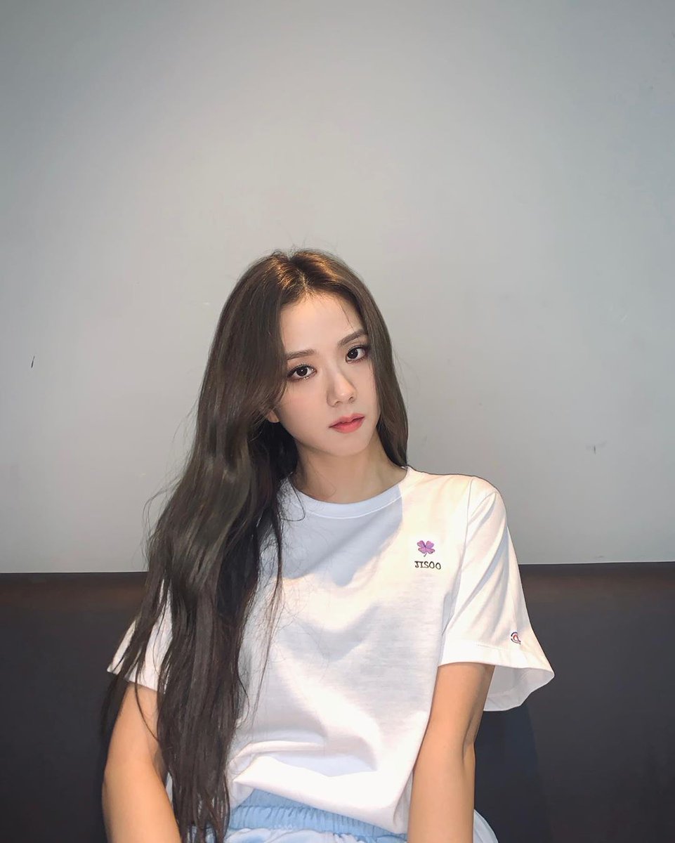 keyannaaa_t's tweet photo. #JISOO #JISOOSTAGRAM #JISOOHowYouLikeThat https://t.co/xWkvsX7FDN