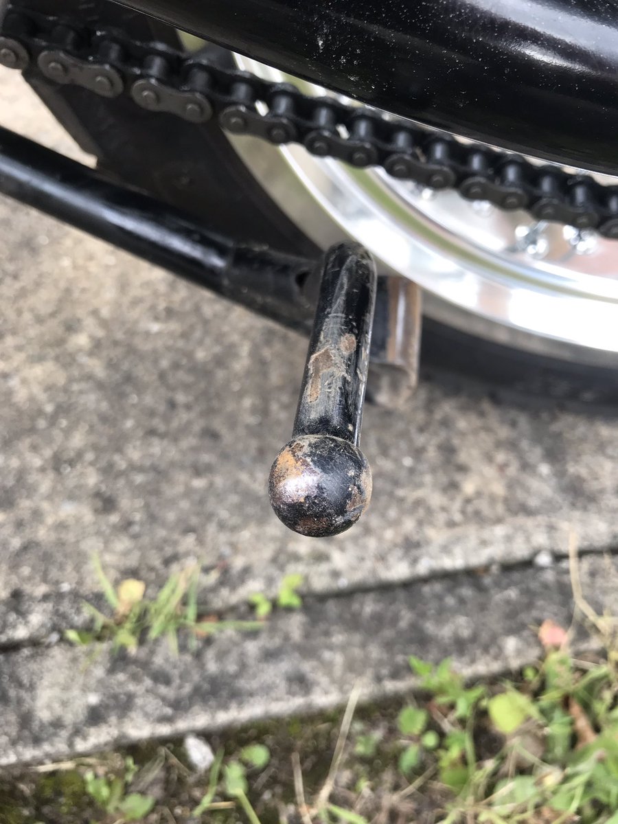 Jade12011448's tweet photo. Black nail polish seems to be the answer to all my rust worries π #corrosionproof #DIY #thisgirlcan #centrestandproblems #ajscadwell #allweatherriding #yorkshireroads https://t.co/bGsLVtK3X9