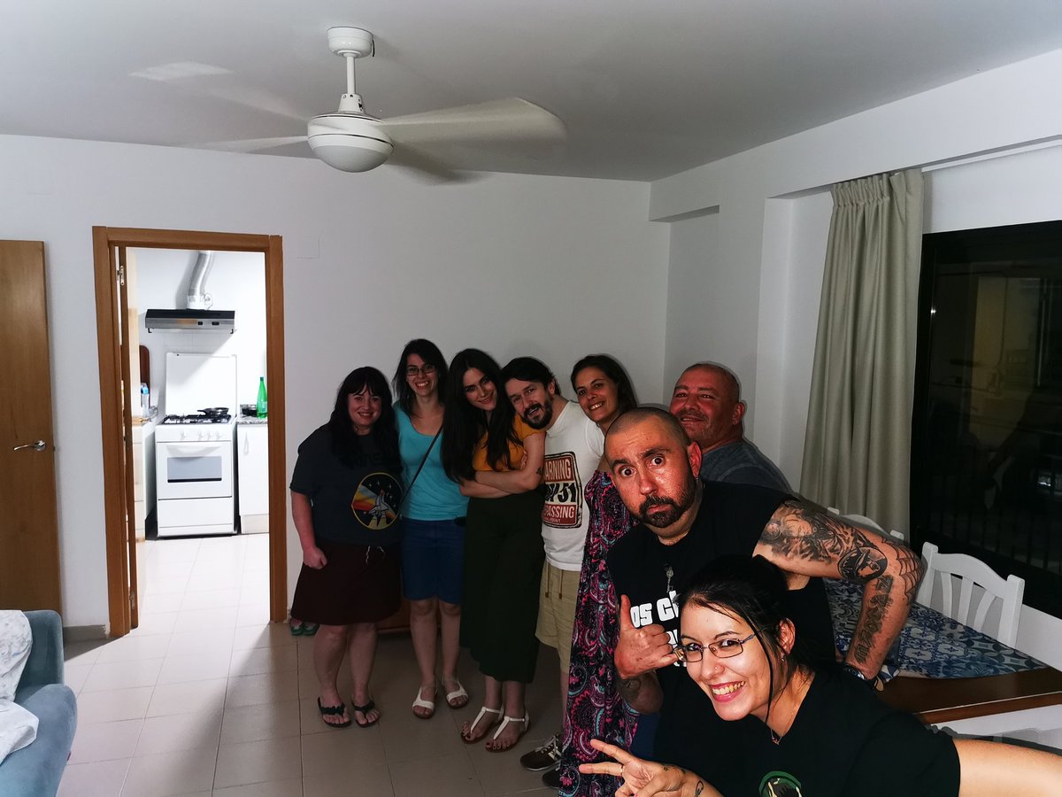 Foto de fin de la noche....... Gracias a todos por una gran noche.......
Hasta el infinito y más allá