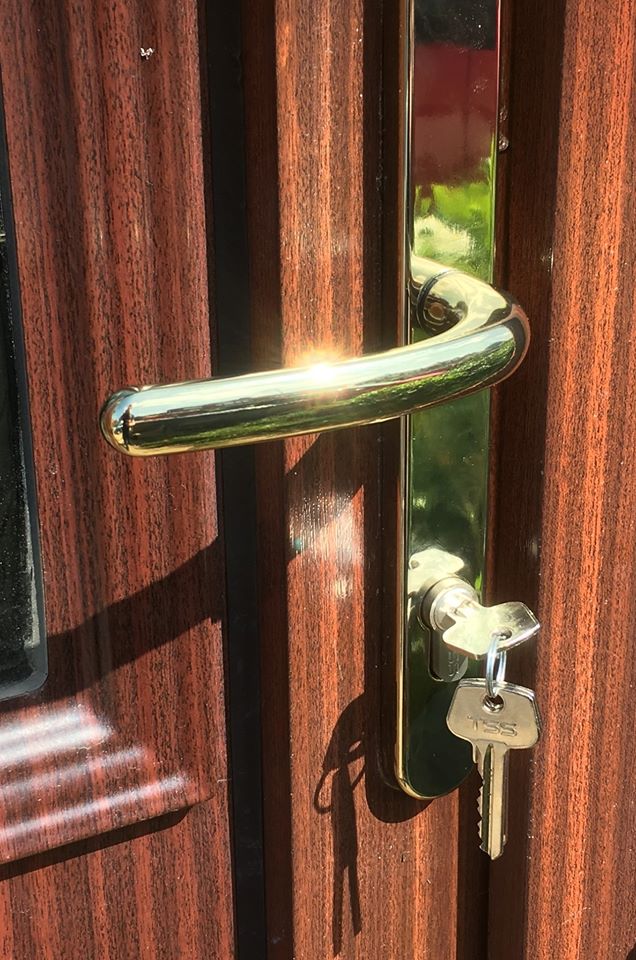 MorganLocksmit1's tweet image. UPVC door and window #locksrepaired and #locksreplaced by expert local locksmith #Colchester #Essex NO CALL OUT CHARGES, call Morgan #Locksmiths on 01206 430267 bit.ly/31eHrwM