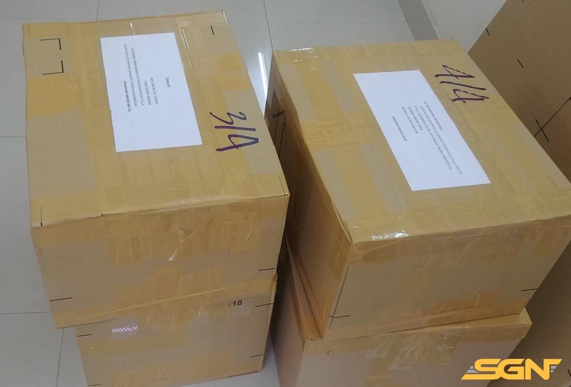 ExpressSgn's tweet photo. #SGNExpress 0896640009 #guihangdimy #guihangdicanada #guihangdiuc #guihangdimalaysia #guihangdinuocngoaigiare #guihangdinuocngoai #guihang #Vietnam #vietnampost #USAPost #Express #dhlexpress #upsexpress #fedex #fedextruck #fedexdriver #viettelpost #followforfollowback #follow4fol https://t.co/A5GhnBt4v3