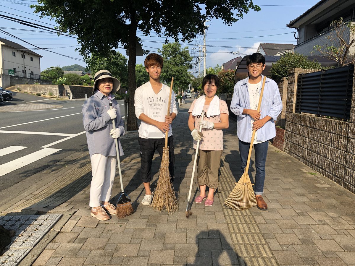 ...they would clean the street in the morning and again during rush hour, or whenever they did not have customers. Sales shot up dramatically. Shoppers explained that they were impressed with the dedication of the staff. Lesson learned: clean your street and be seen doing it.