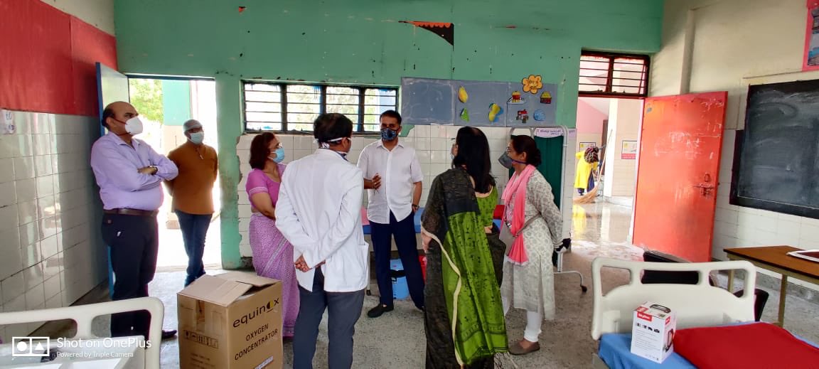 duttabhishek's tweet photo. Great initiative by .@GyaneshBharti1 ji of setting up #issolation and #Quarantine Center at zonal level , we have converted our SDMC school in Andrews Ganj wt 30 bed facilitates.Inspected along with with Deputy Commissioner , Principal , Health staff & Municipal corporation team. https://t.co/v8emZkatmw