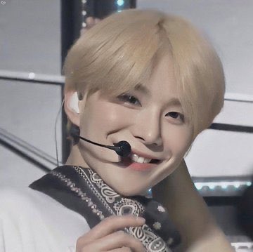 apeachkjw_'s tweet image. น้องเป็นเด็กน่ารักถ่อมตัวตลอด เด็กดี แสนดีที่หนึ่ง ดีใจที่น้องมีพี่ๆน้องๆที่คอยซัพพอร์ต มอบความรัก สนับสนุนทุกอย่าง อยากปกป้องน้องจากเรื่องร้ายๆทั้งหมด น้องควรได้รับแต่สิ่งดีๆ มีแต่รอยยิ้ม ความสุข ให้ความรักกับน้องเยอะๆเลย 🥰🌈🌸🦋🎀