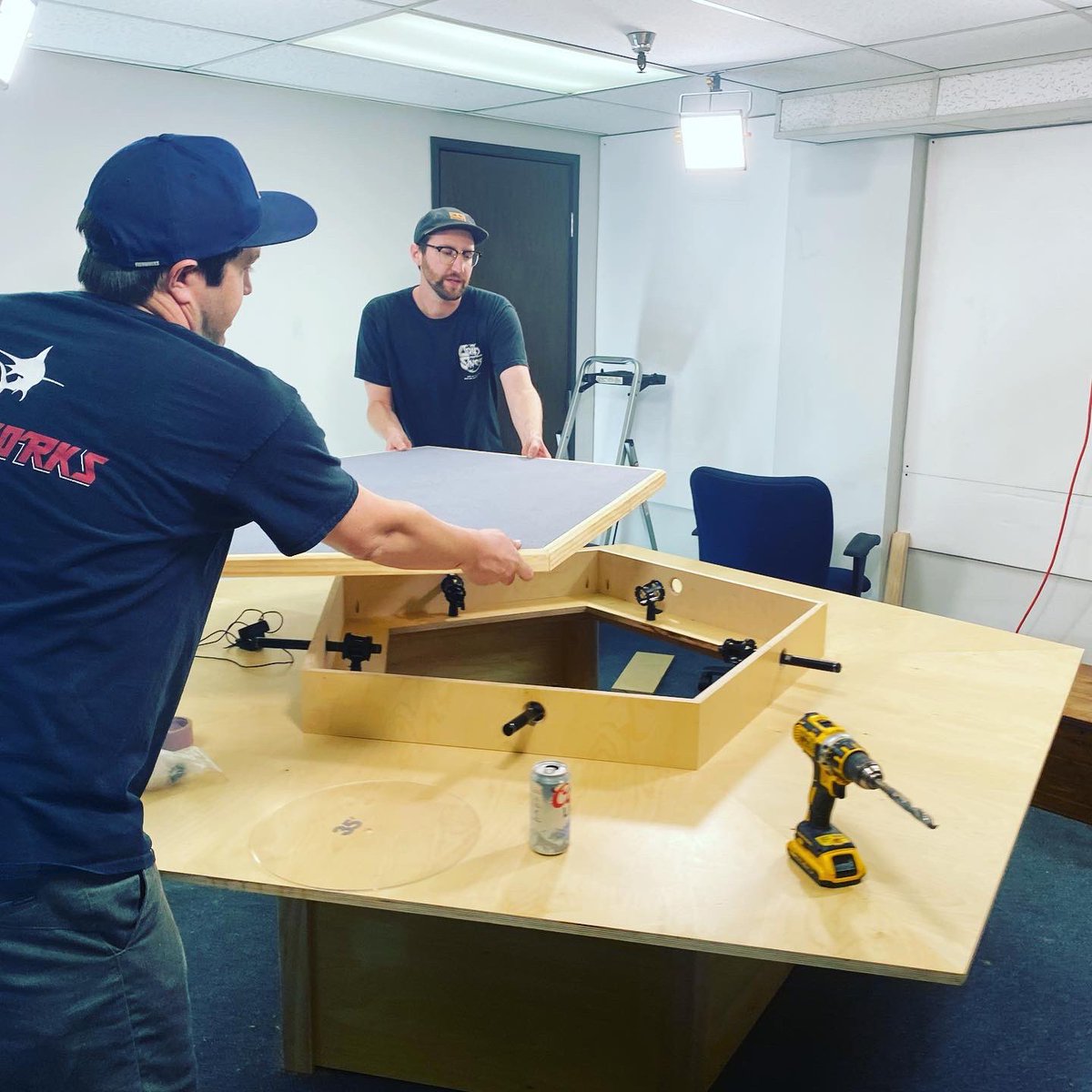 ExAvgGames's tweet photo. Mic check, mic check!! Table top fitted and getting things closer to being done!! #DnDTable #DnD #StreamingDnD #CantWaitForTheCampaign #WoodworkingFun #SettingTheStage https://t.co/8NGYmcX62K