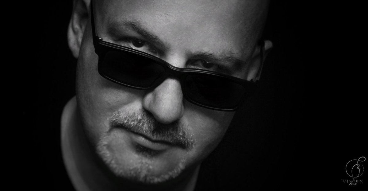 MHMARTINHORVATH's tweet image. I have turned the age of 43 today. Time to move on towards double four age. Photo by: VIVIEN ESME PHOTOGRAPHY [Facebook: tinyurl.com/ya6swstr, WEB: vivienesme.com] #birthday #fourtythree #challenging #myself
