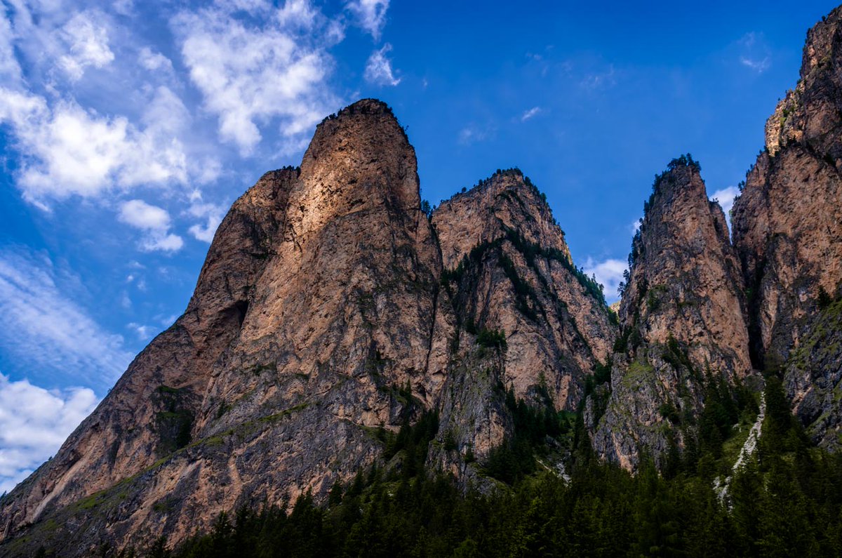 photosontheroad's tweet photo. Three peaks

https://t.co/sr6XBx1uuV

#landscapephotography #landscapelovers #landscapes #EarthVisuals #beautifulplaces #welivetoexplore #naturelover #hiking #mountain #scenery #outdoors #landscapehunter #selvadivalgardena #vallunga #dolomiti #dolomites #dolomitiunesco https://t.co/DndufeWvS8