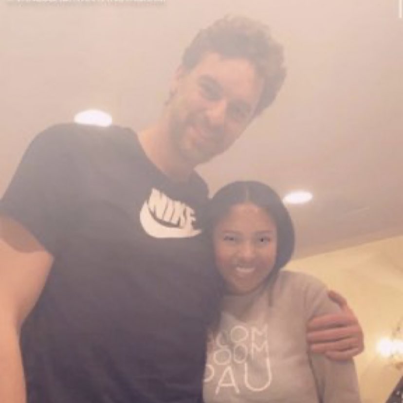 idk why but Pau Gasol spending time with Kobe’s girls makes me so happy 😭💜