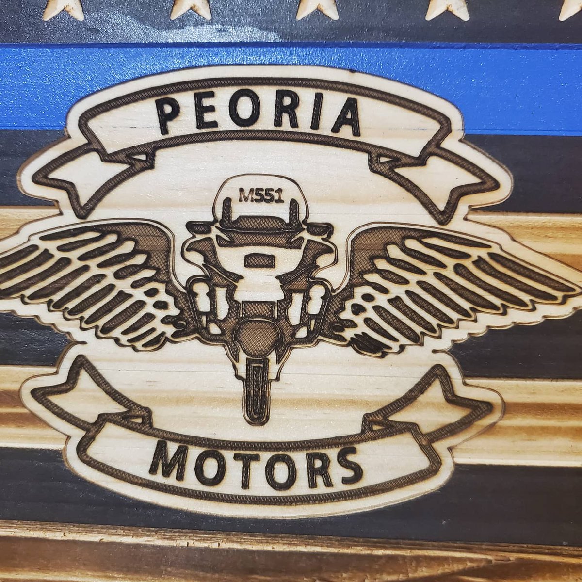 PastorBeeks's tweet photo. Today I completed the first of two memorial flags for Peoria Motor Officer Jason "JJ" Judd call sign M551. It was an honor to be asked to do this. #BlueLivesMatter #BlueLine #bluelineministry https://t.co/ZIQ8vk3RIQ