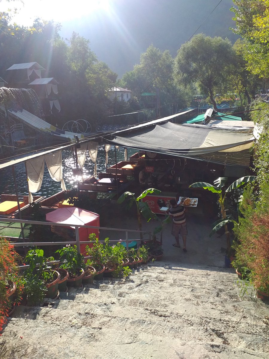 Alanızdayız tanışmak isteyen çift arkadaşlar