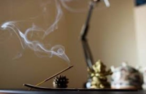 SusannaBerginc's tweet photo. Meraviglioso olio essenziale di incenso
https://t.co/dWuVr0NMo5 https://t.co/A9ao0cX766