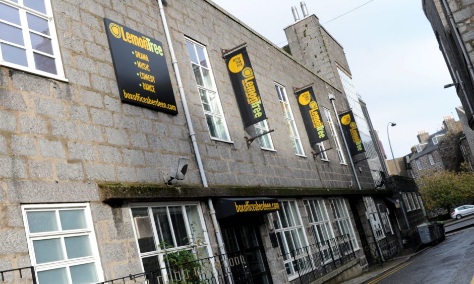 Aberdeen band The Xcerts step in to try and save The Lemon Tree dlvr.it/Rb5hnV