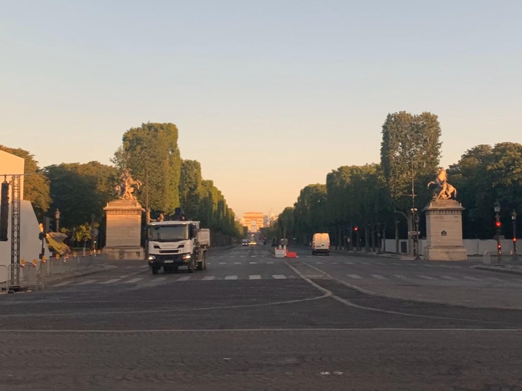 Ed Llewellyn tweet media