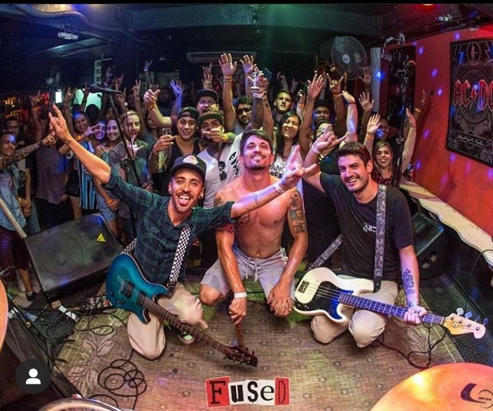 Diionatan1903's tweet photo. @thiagopitrez pra mim sempre foi uma referência, desde o tempo que eu era Roadie da Banda @rockfused, ele Sempre me apoiva até nas merdas que eu fazia, e não eram poucas. mas pra ele tudo era questão de tempo e aprendizagem, enquanto muitos não entendiam isso, obg por tudo Thiago https://t.co/u6K9ob4fYN