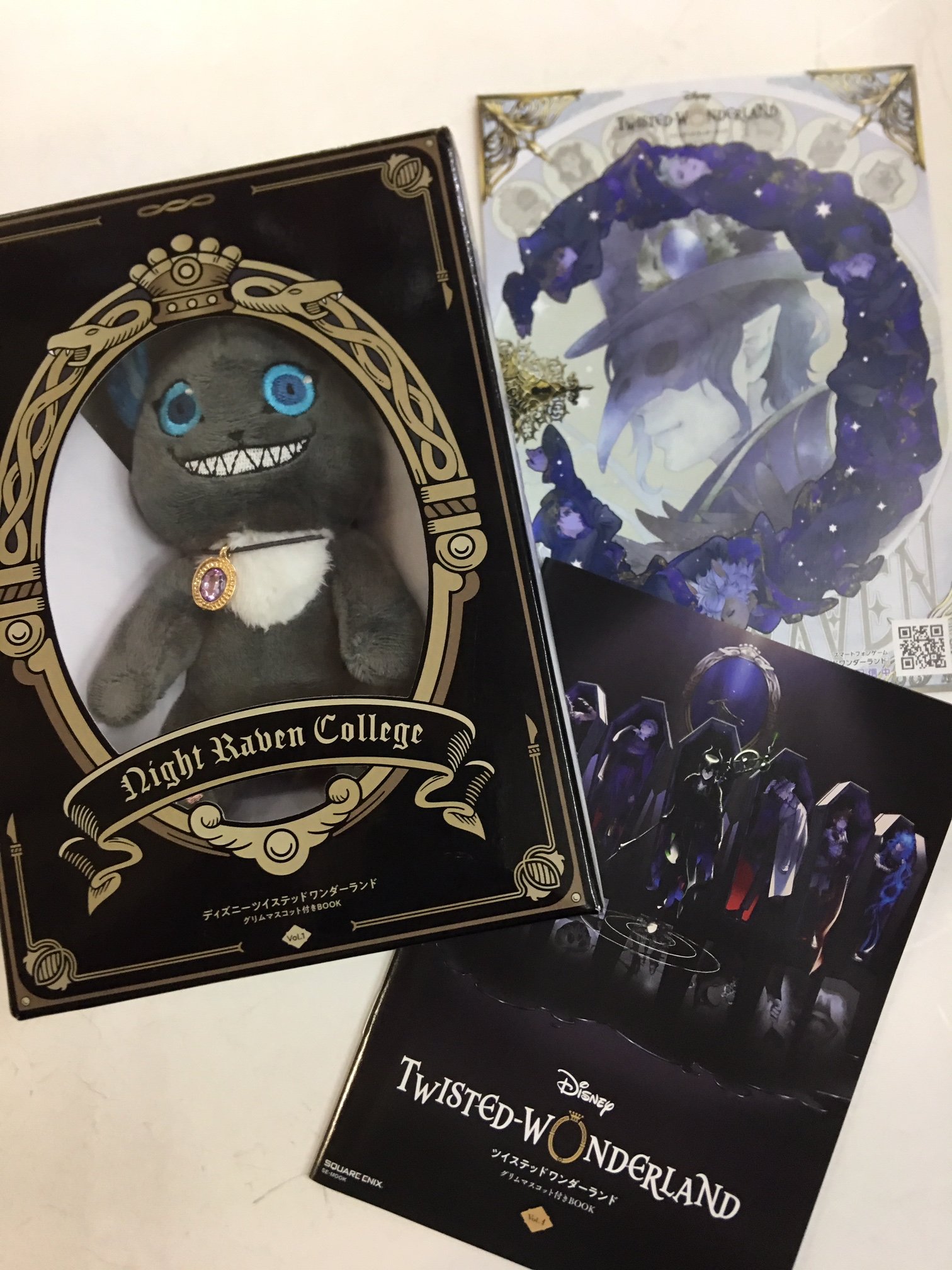 ランド ディズニーツイステッドワンダーランド グリムマスコット Vol 1 2 セットの通販 By マッチ S Shop ラクマ ツイステッ Mcmc Gr