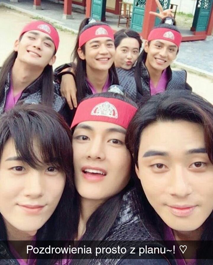 arabiakragen's tweet photo. @jsmtjyygyjbbjb ฮวารัง คือ แหล่งรวมคนหล่อจริงๆ 🤗🥰😍อีกเรื่องที่ผู้ชายเยอะ ชอบมากคือ น้องแฮซู 💕🥳 https://t.co/0NSa2l0hFA
