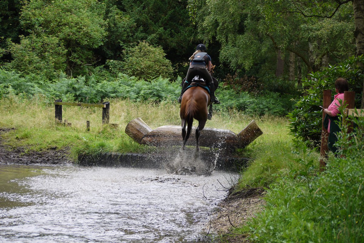GNE_Contracting's tweet photo. One of our employees letting off some steam at the weekend, what have you been up to?

#WorkHardPlayHard #ReadyForANewWeek #BringItOn https://t.co/Os6g2QeUBX