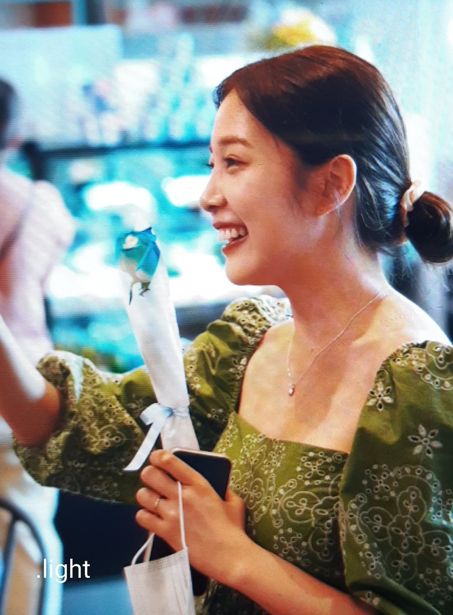 dotlight7's tweet photo. #HAPPY_CHAEKYUNG_DAY
#윤채경 #채경 #chaekyung
#APRIL #에이프릴 
#생일축하해_고마워 https://t.co/RxzOEUaItJ
