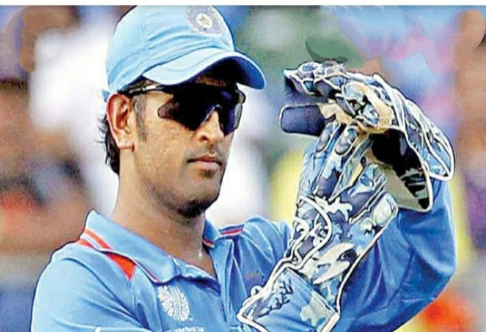 imranjeetksh17's tweet photo. Wish u a happy birthday🎂🎂#legend @msdhoni  God bless u and all r waiting for ur comeback🙏🏻🙏🏻🙏🏻 https://t.co/saDjqlfubq
