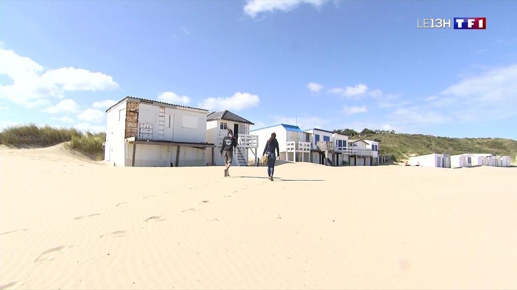TF1Info's tweet photo. "Cet été avec vous" : à la rencontre des vacanciers sur la Côte d'Opale https://t.co/rZBnLLnfdj https://t.co/ekG41qKK7o