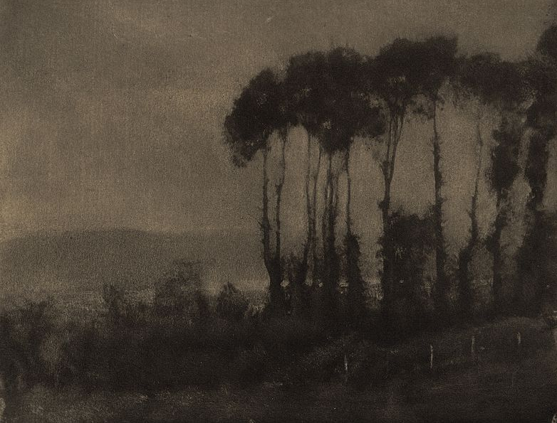 ludka142's tweet photo. 7 lipca 1859 w Saint-Germain-en-Laye
~ur. się Robert #Demachy, francuski artysta-fotografik i malarz.
Toucques Valley | 1906, #photogravure https://t.co/zH8X5oNCWN