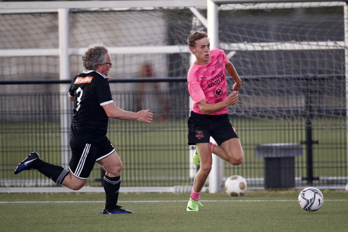 CreatorsFC tweet media